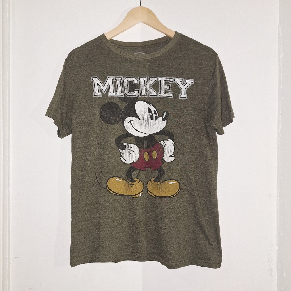 Green Vintage-Style Mickey Mouse Graphic Tee